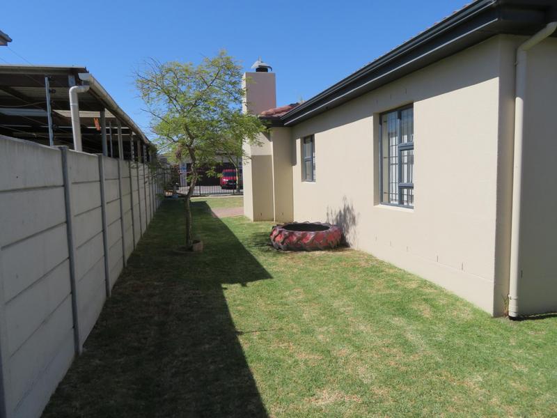 To Let 3 Bedroom Property for Rent in Brackenfell South Western Cape